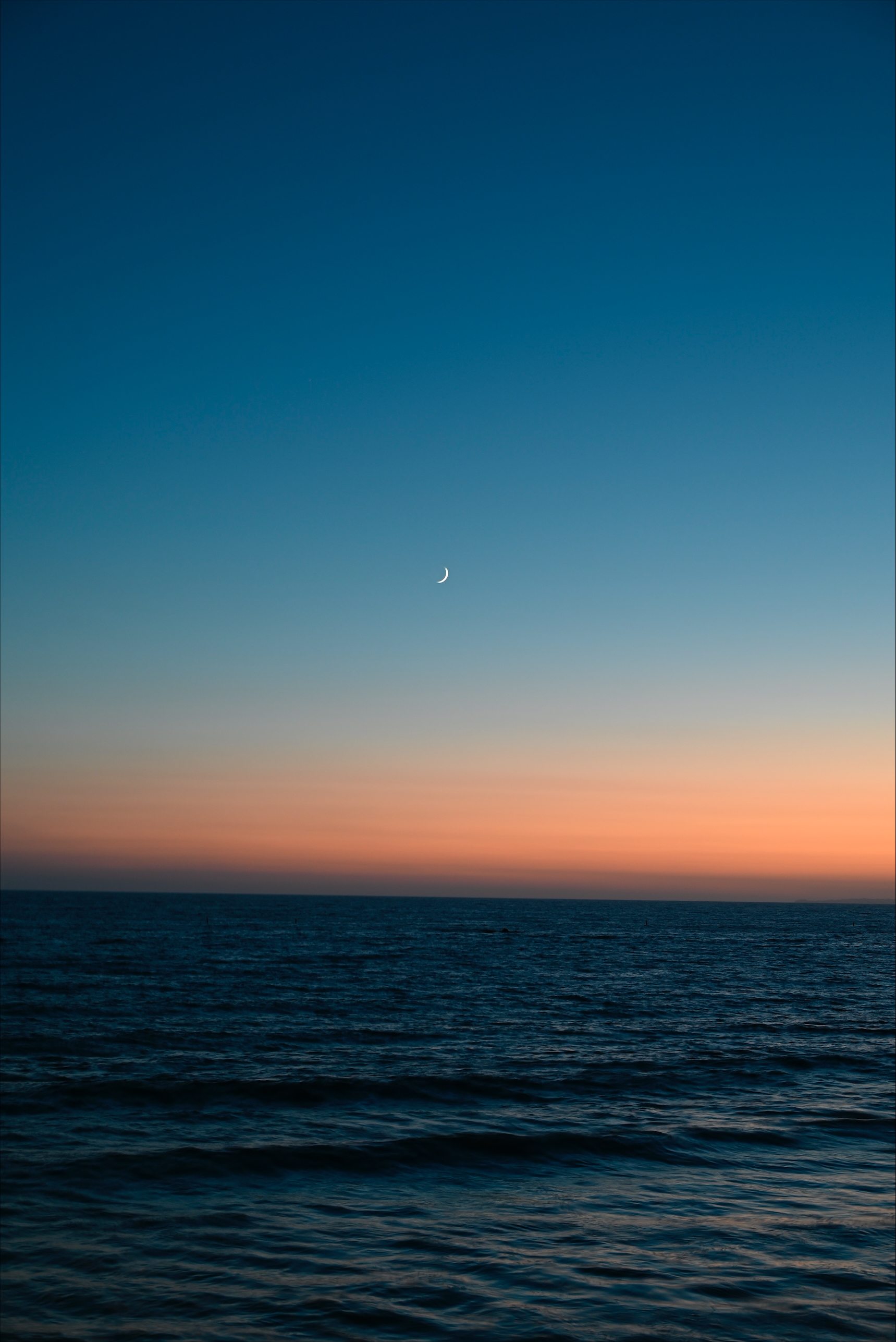 Crescent Moon, Santa Monica